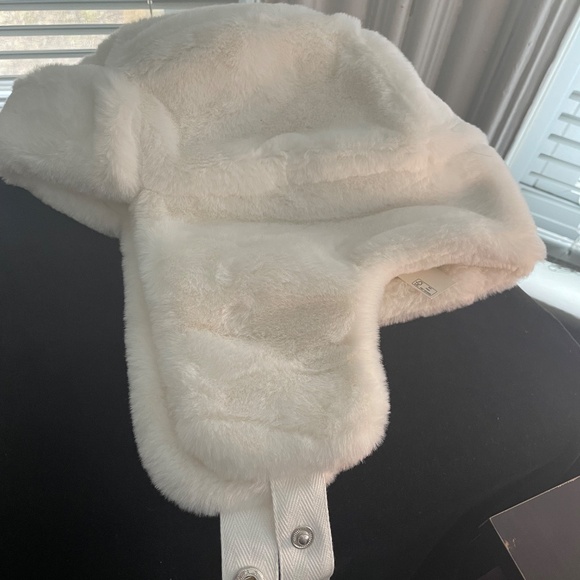 New with Tags Mens Trapper Hat - Picture 5 of 8